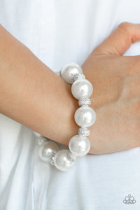 Extra Elegant - White   Paparazzi Accessories - Bella Bling by Natalie
