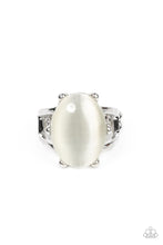 Load image into Gallery viewer, Paparazzi Enchantingly Everglades - White - Bella Bling by Natalie
