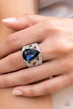 Load image into Gallery viewer, Paparazzi Kinda a Big Deal - Blue - Bella Bling by Natalie
